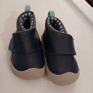 *last chance*Carter's shoes